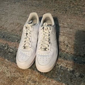 White Air Force Ones, Size: 11 Mens
